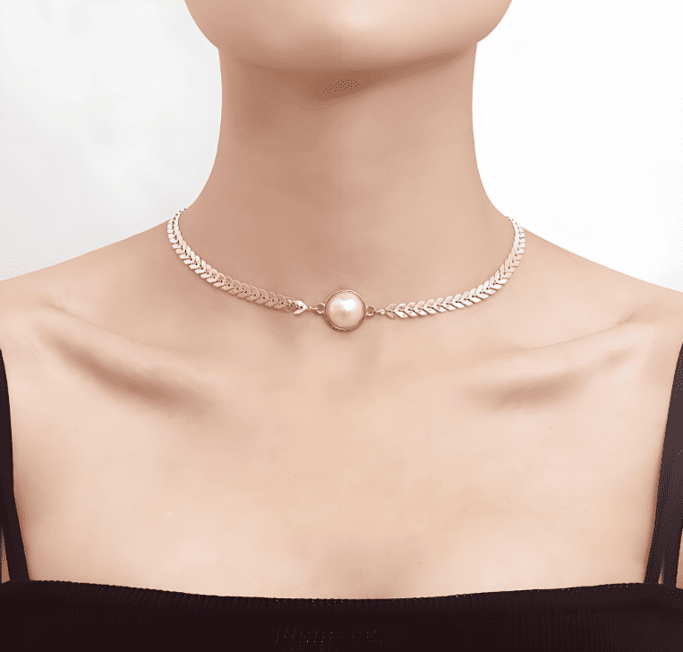 Die Welt des Schmucks hat sich im Laufe der Jahre stark verändert, und insbesondere bei Frauenschmuck sind die Trends dynamisch und vielfältig.